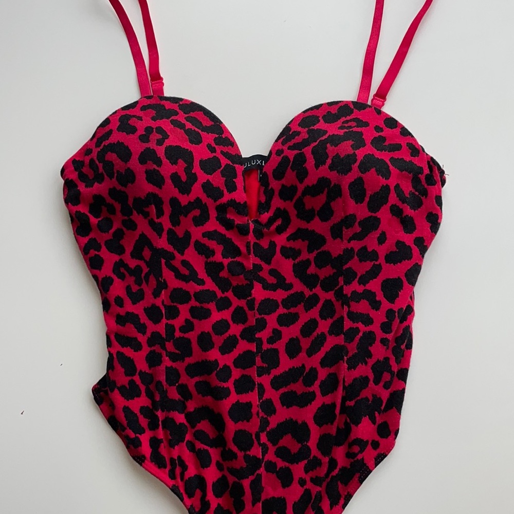 Jluxlabel red leopard print bodysuit
